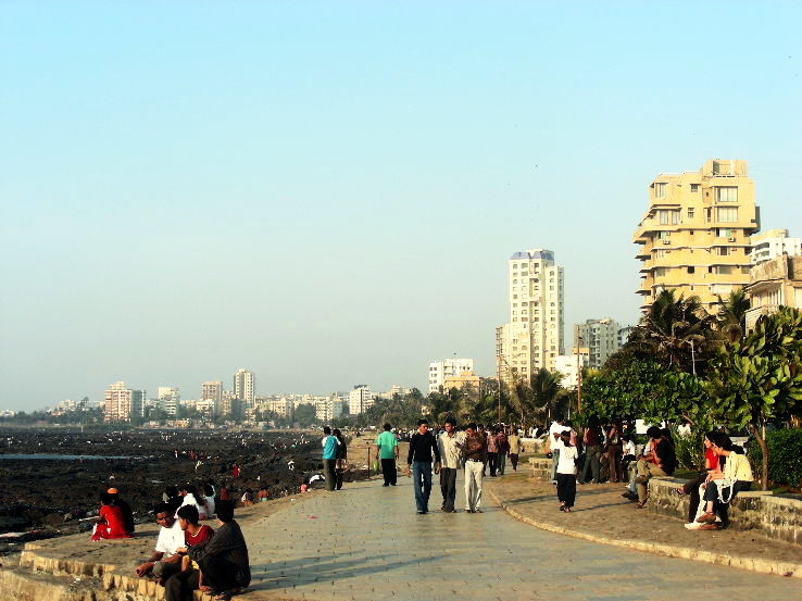 1. A Jog At Bandra Bandstand